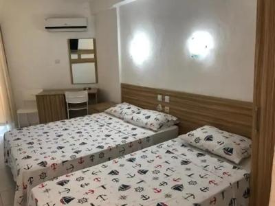 Status - Bed & Breakfast - 30