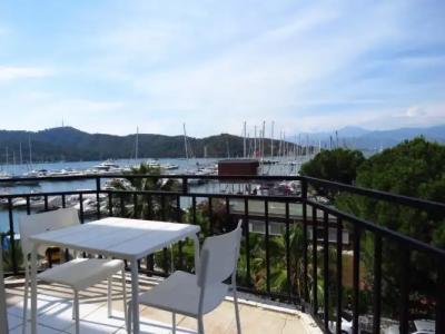 Status - Bed & Breakfast - 34