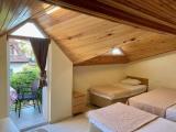 Economy Quadruple room with balcony