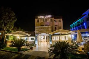 OTEL YENi, Cesme