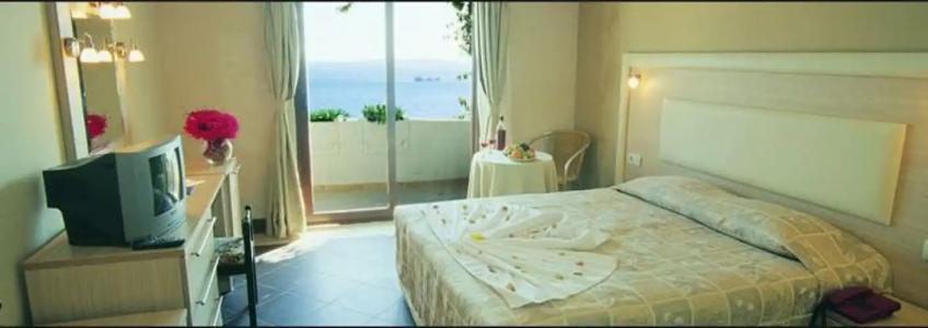 Forever Club - Adult Only - 22