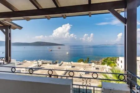 Forever Club - Adult Only - 29