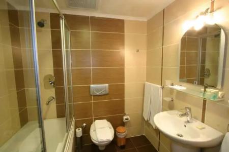 Forever Club - Adult Only - 7