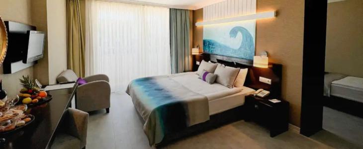 Catamaran Quality Times - 108