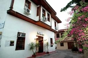 Mavi & Ani Pansiyon Hotel