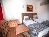 Standard Single room with partial sea view