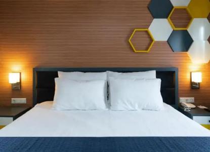 Letstay - 176