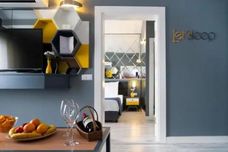 Letstay - 151