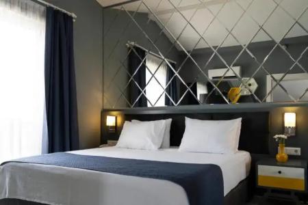 Letstay - 156