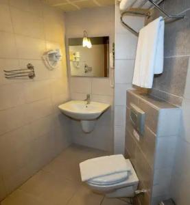 Kleopatra Celine - 116