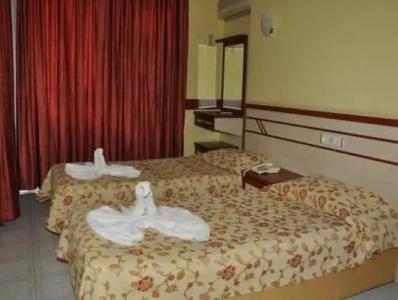 Lavinia Apart & - 103