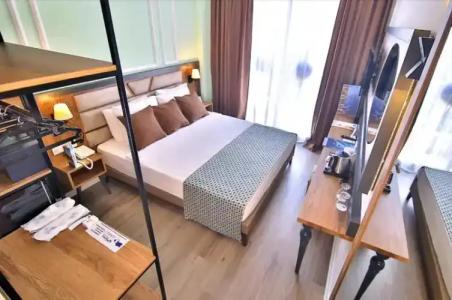 Club Big Blue Suit - All Inclusive - 140