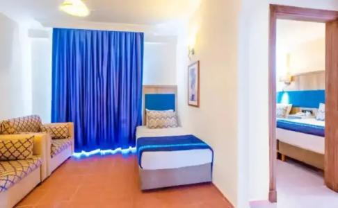 Club Big Blue Suit - All Inclusive - 101