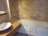Standard Triple room with balcony