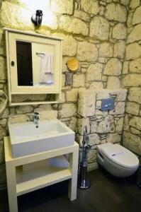 Imren Han - Special Category - 138