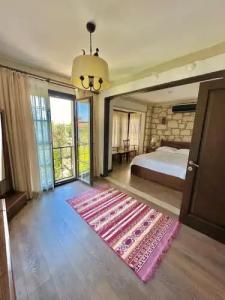 Imren Han - Special Category - 139