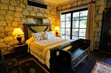 Imren Han - Special Category - 77