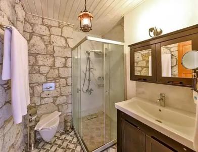 Imren Han - Special Category - 32