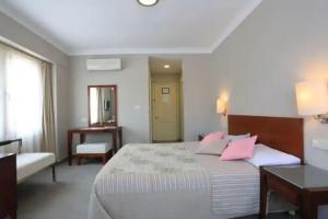 Summer Hotel, Akyaka