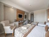 Standard room with balcony and Side Sea View