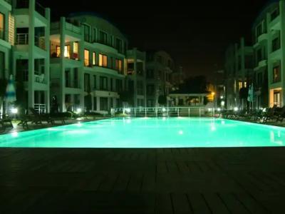 Side Garden Residence - 12