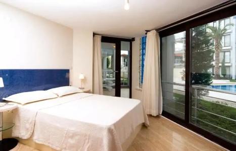 Side Garden Residence - 59