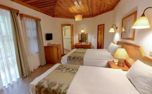 Montana Pine Resort - All Inclusive - 11