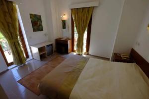 Flying Dutchman Hotel, Oludeniz