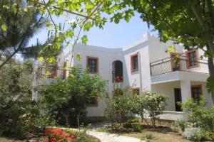 Apartment Hotels