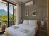 Apartment with mountain view