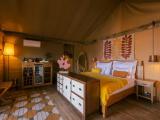 Signature Double Suite