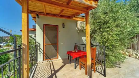 St. Nicholas Pension - 89