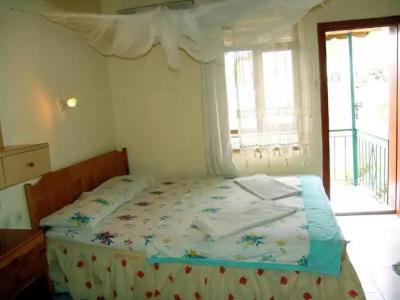 St. Nicholas Pension - 77