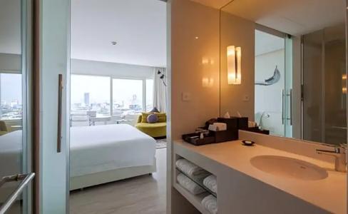 Centara Watergate Pavillion Bangkok - SHA Extra Plus Certified - 30