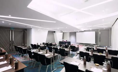 Centara Watergate Pavillion Bangkok - SHA Extra Plus Certified - 24