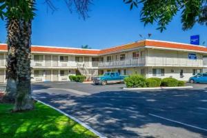 Rodeway Inn, Fresno