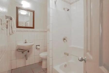 Economy Inn Hollywood - 26