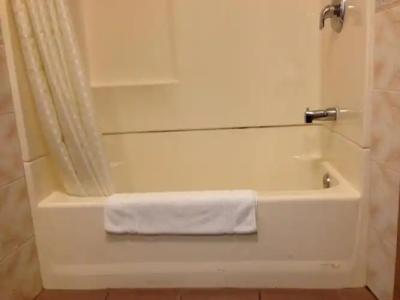 Economy Inn Hollywood - 7