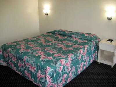 Hollywood La Brea Inn - 42