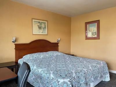 Hollywood La Brea Inn - 40