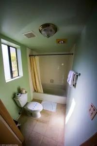 Hollywood La Brea Inn - 36