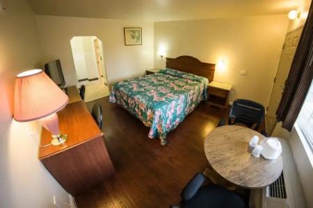 Hollywood La Brea Inn - 44