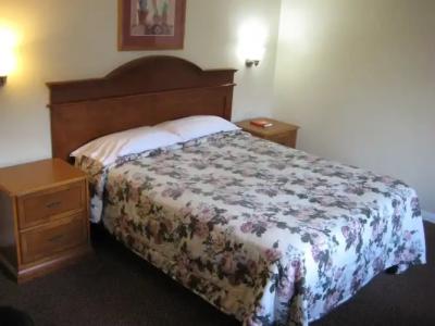 Hollywood La Brea Inn - 19