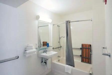 Motel 6-Mammoth Lakes, CA - 32