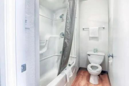 Motel 6-Mammoth Lakes, CA - 48