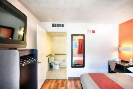 Motel 6-Mammoth Lakes, CA - 60