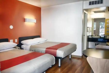 Motel 6-Mammoth Lakes, CA - 54