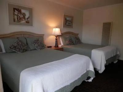 Villa Franca Inn - 4