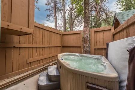 4 Seasons Inn on Fall River - 117