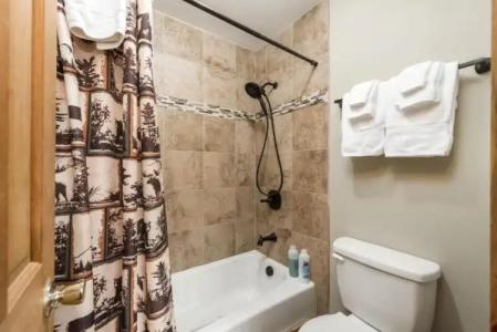 4 Seasons Inn on Fall River - 12